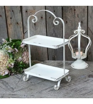 Etagere i creme med patina