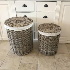 Vasketøjskurv m. låg - rattan