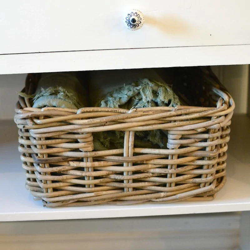 Bakke i flettet rattan - stor / display