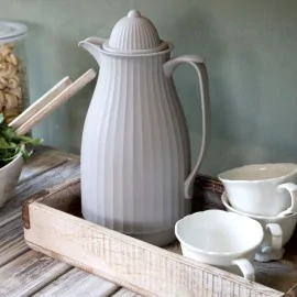 Termokande med riller i/ mocca - Chic Antique