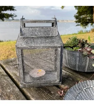 Lanterne i zink look med net - H21,5 cm.