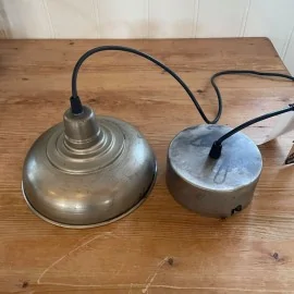 Loftslampe i metal - Ø20 cm.