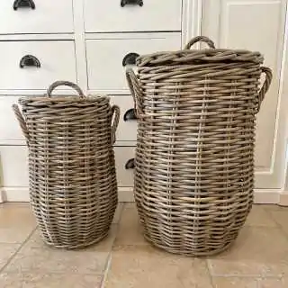 Vasketøjskurve med låg i...