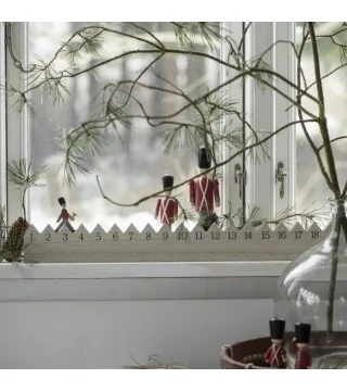 julekalender garder i træ