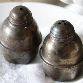 Salt og peber sæt til dekoration fra JDL