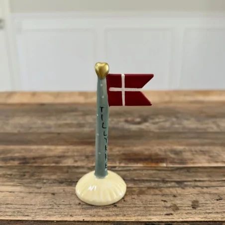 keramik flag med teksten tillykke