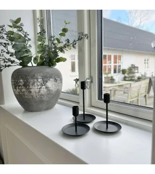 sort lysestage i jern