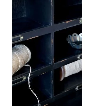sort reol med 6 rum fra chic antique