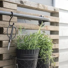 Vægstang med kroge - Ib Laursen