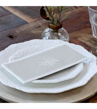Serviet m. blomst, L20/B10 cm lys latte