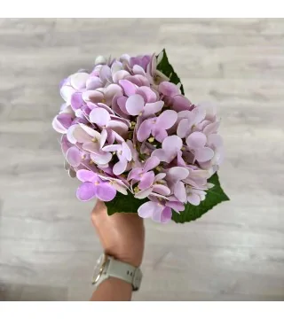 Kunstig hortensia i rosa med Real Touch-kronblade og naturtro blomsterhoved på 60 cm.