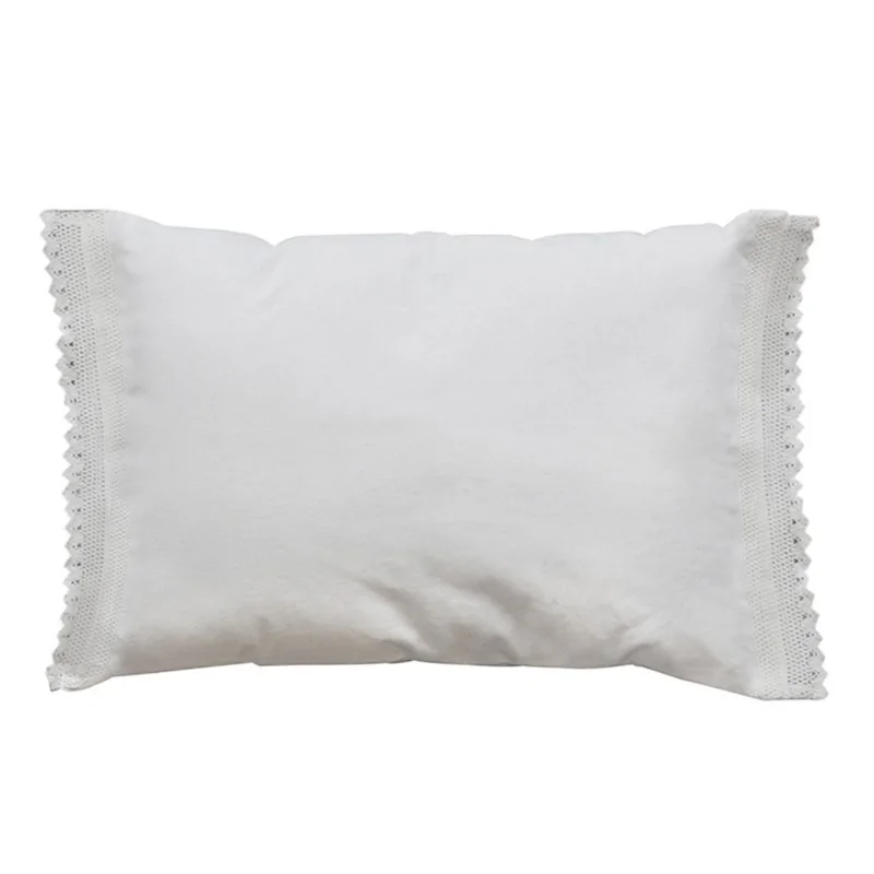 Pude med blondekant - L70/B50 cm